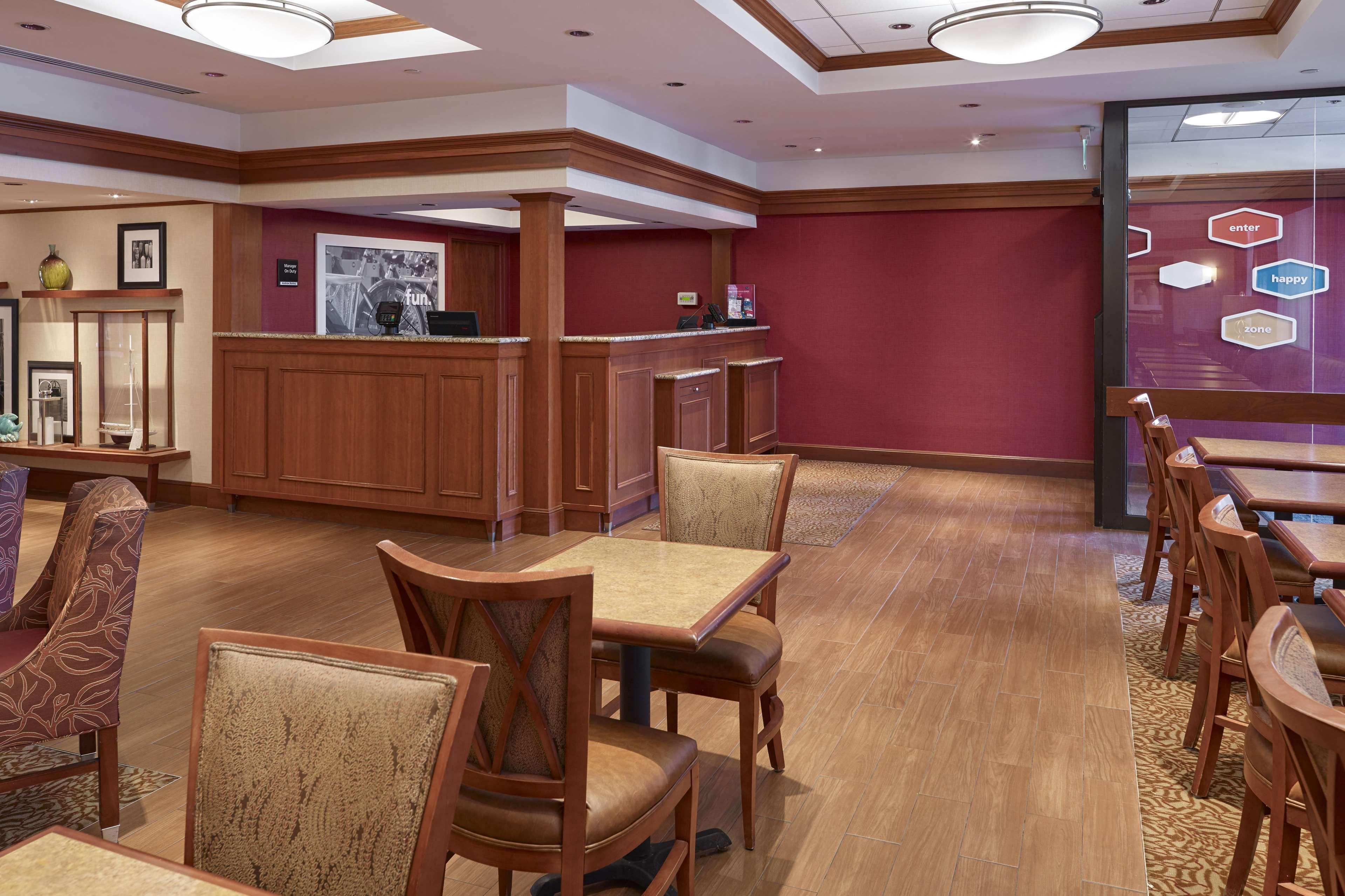 Hampton Inn Portland-Airport South Portland Kültér fotó