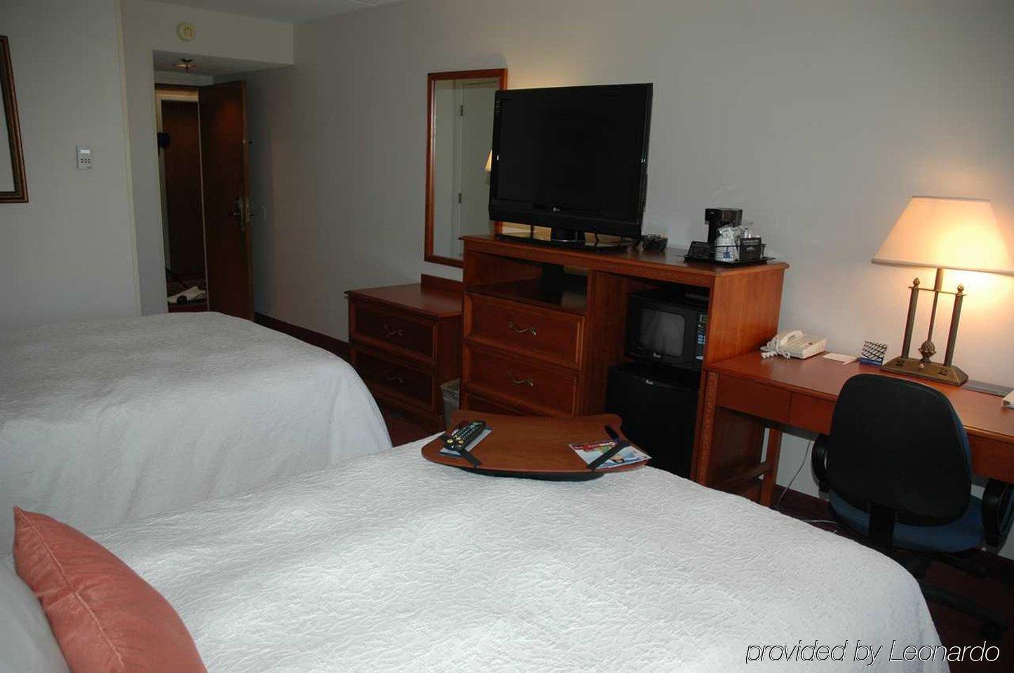 Hampton Inn Portland-Airport South Portland Szoba fotó